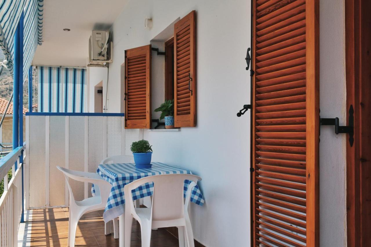 Seaview- 2 Space - Selfcatering Apartment - Helen No 3 Ξηροπήγαδο Εξωτερικό φωτογραφία